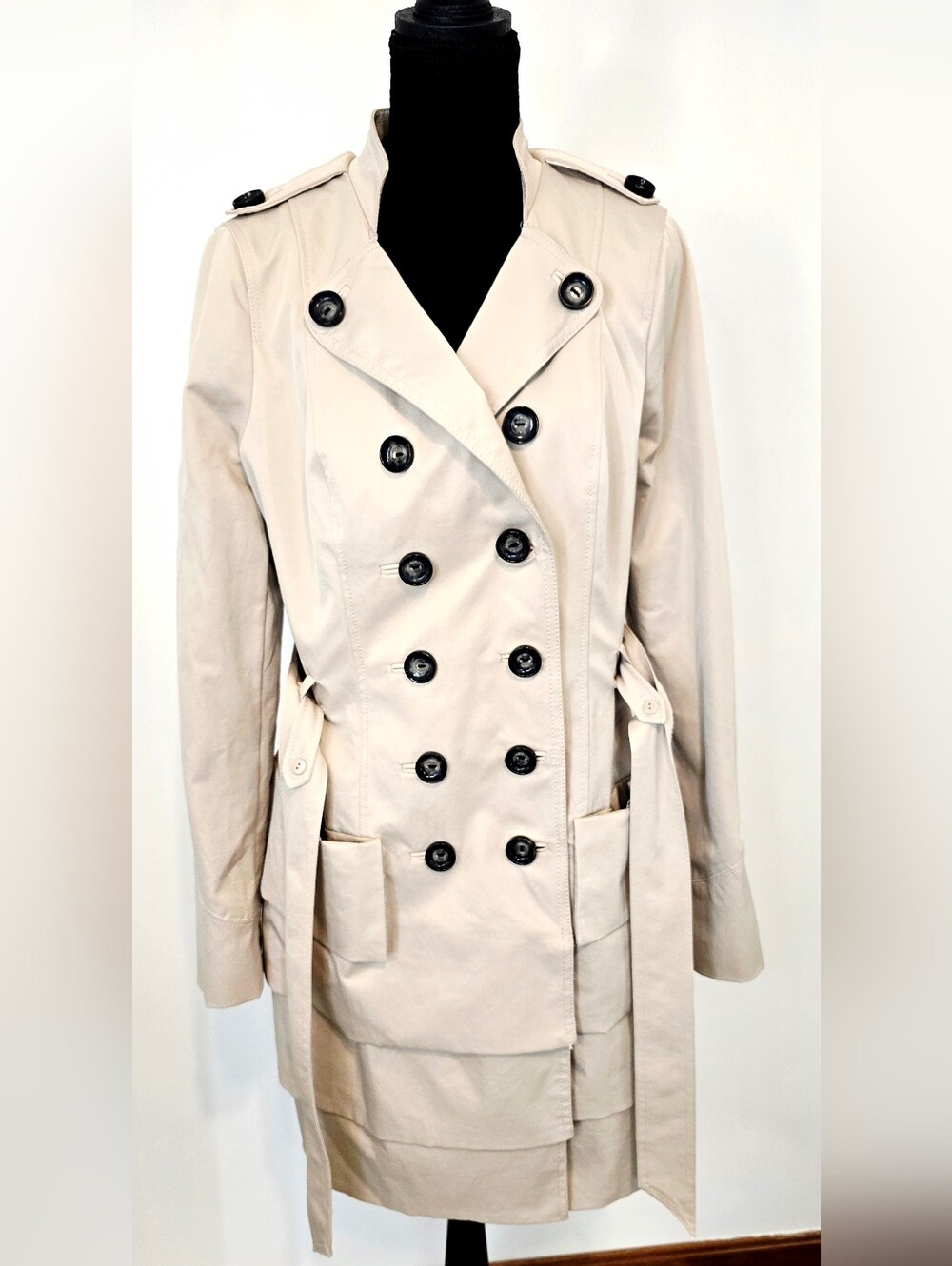 Anthropologie Idra Beige Belted Tiered Trench Coat Classic Chic Luxury Jacket - Picture 5 of 10